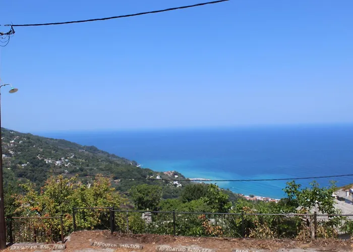 Archontiko Papoutsi * Mouresi