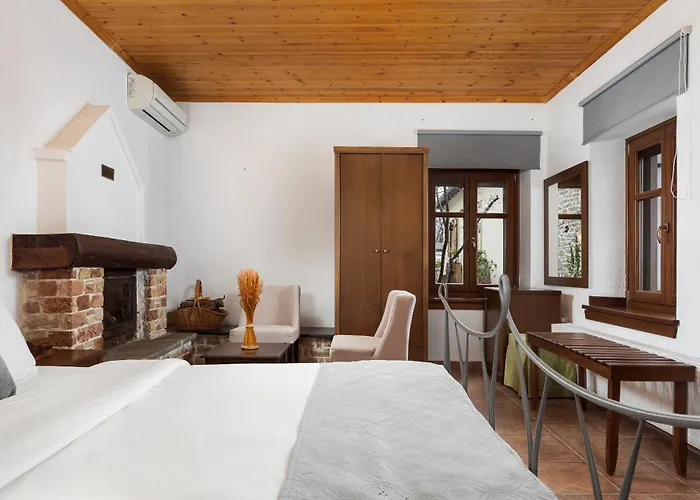 Archontiko Papoutsi Pelion * Mourésion