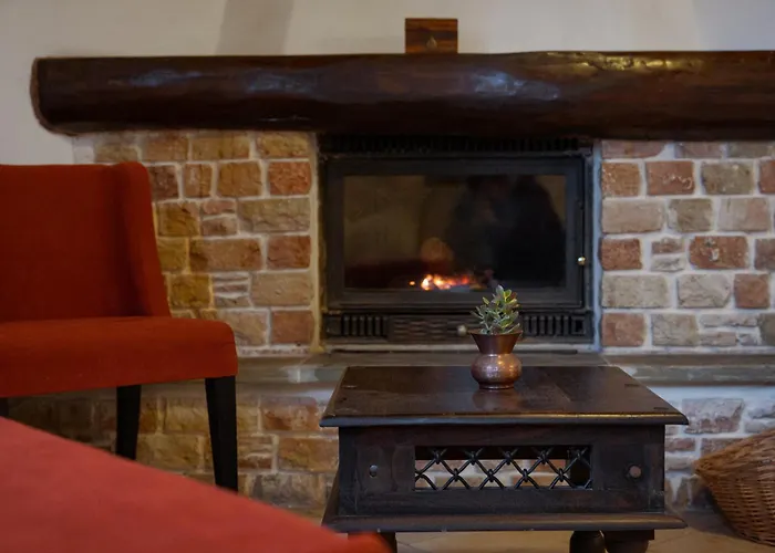 Archontiko Papoutsi Pelion * Mourésion